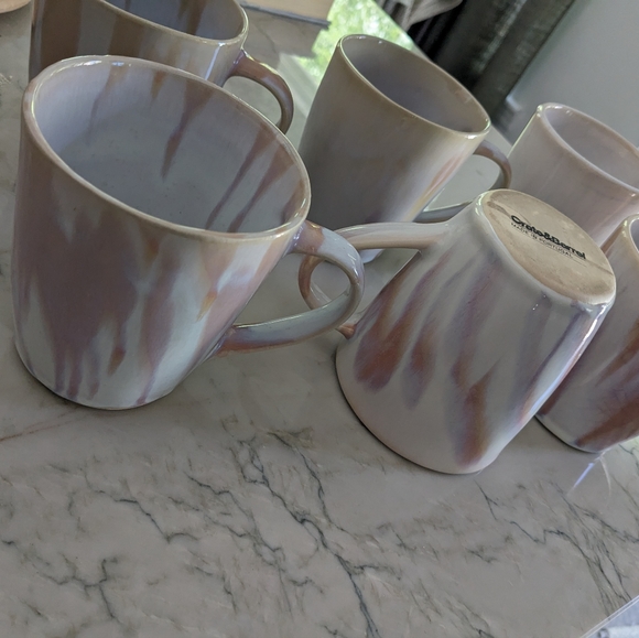 6 crate and barrel stoneware mugs - Picture 4 of 4